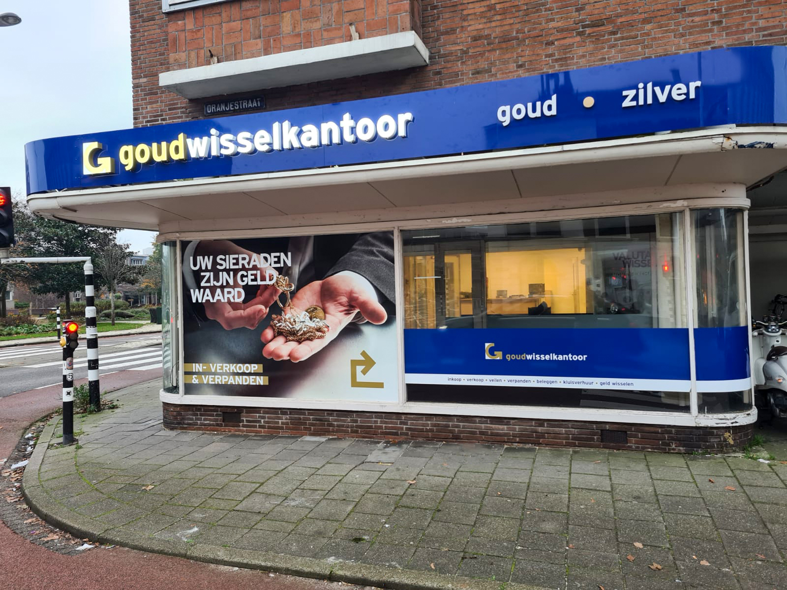 Bij de goudkantoren loopt het storm